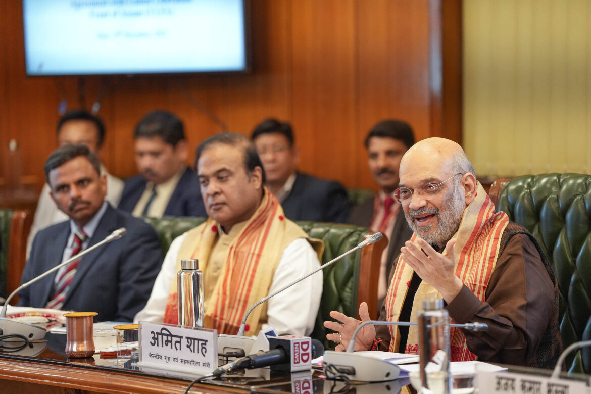 असम में दशकों पुराने उग्रवाद पर लगेगी लगाम, शांति समझौते पर हस्ताक्षर किये