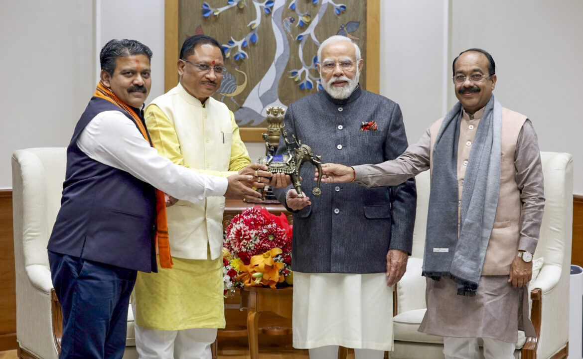 प्रधानमंत्री नरेंद्र मोदी से मिले मुख्यमंत्री विष्णु देव साय