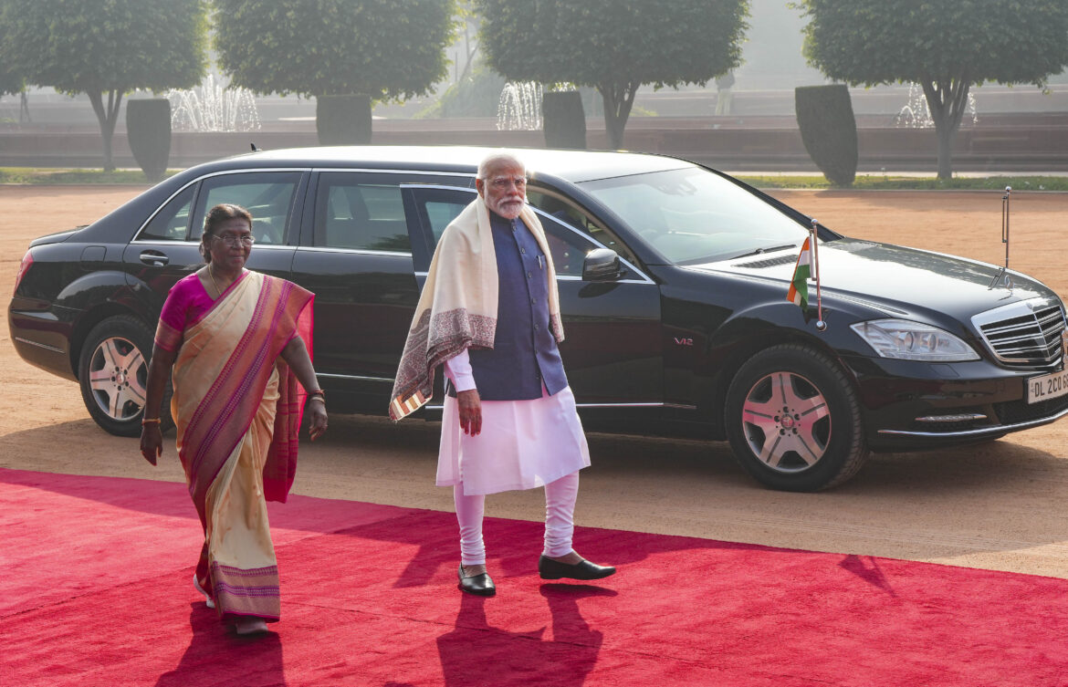 उपराष्ट्रपति के अपमान से व्यथित हूं, राष्ट्रपति मुर्मू, राज्यसभा के सभापति का मजाक उड़ाना दुर्भाग्यपूर्ण, पीएम मोदी