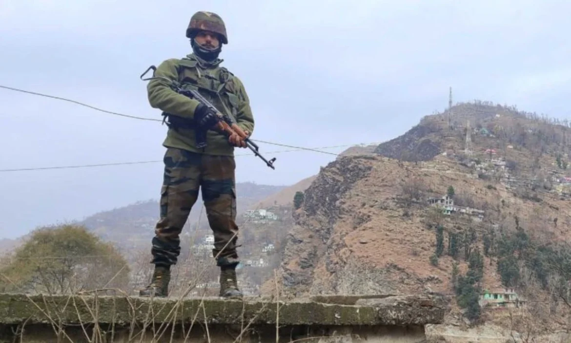 जम्मू कश्मीर में मोबाइल और इंटरनेट सेवाएं बंद