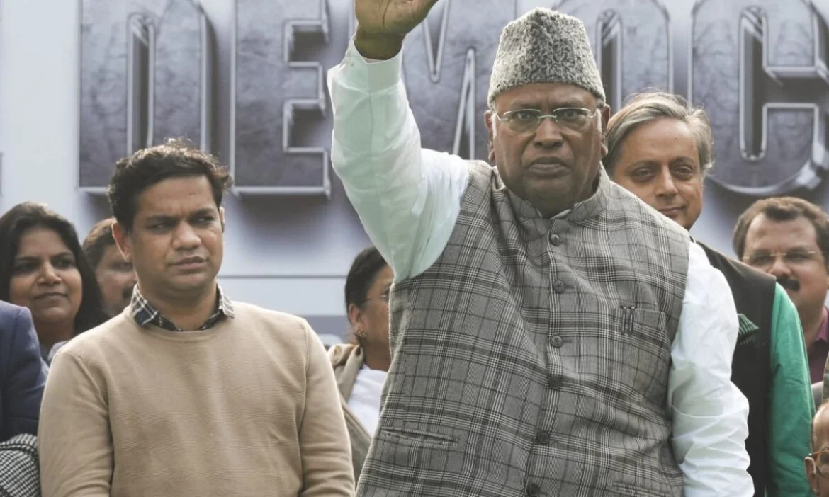 मल्लिकार्जुन खड़गे का भाजपा और पीएम पर वार