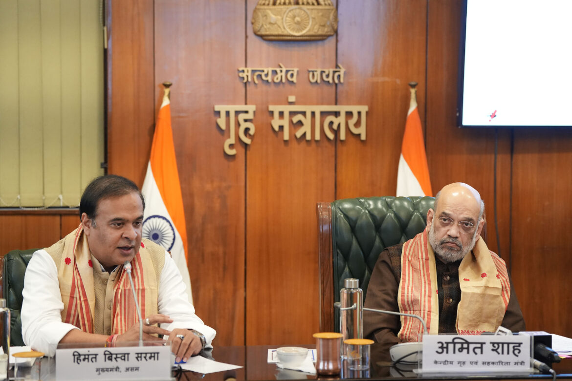 असम की जनता को सीएम की सौगात, 200 इलेक्ट्रिक बसों को हरी झंडी