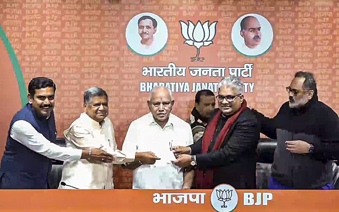 कांग्रेस छोड़ शेट्टार ने की बीजेपी में वापसी, शेट्टार की 7 महीने बाद घर वापसी