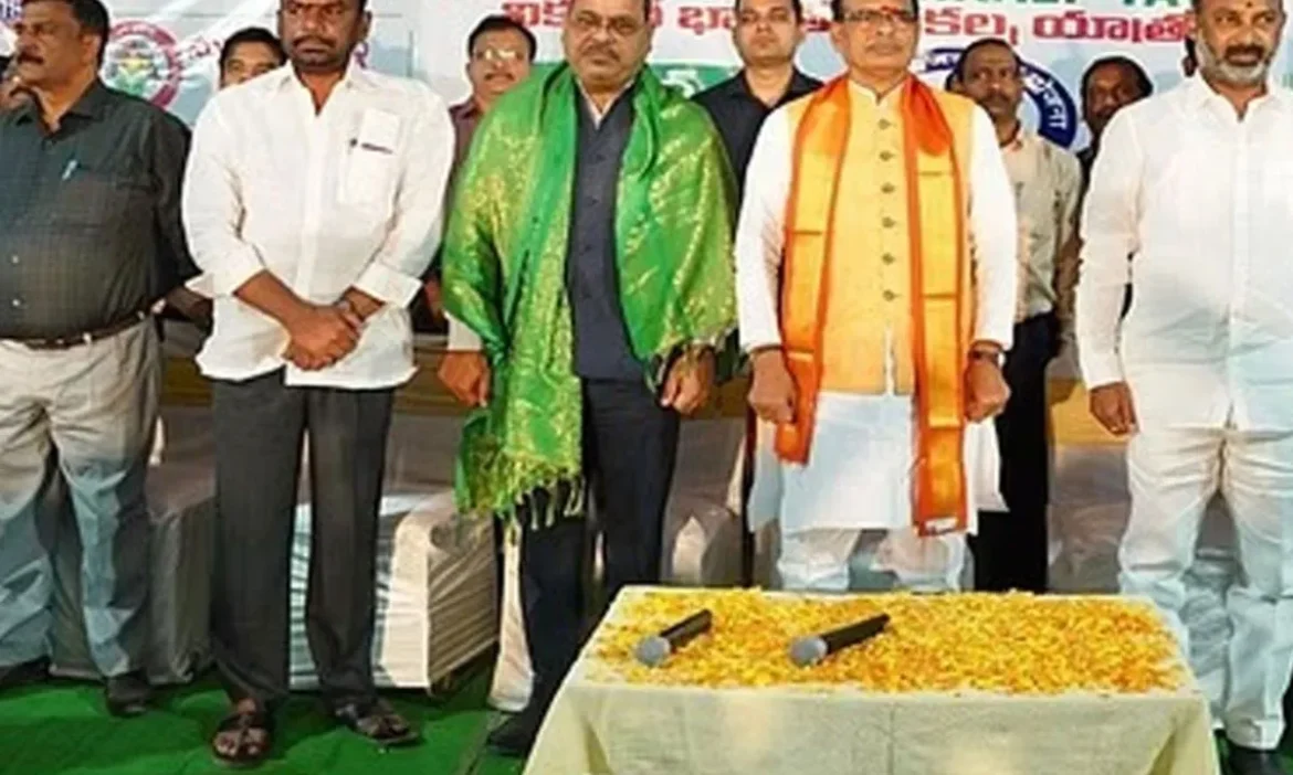 प्रधानमंत्री मोदी की पूर्व सीएम शिवराज ने की प्रशंसा