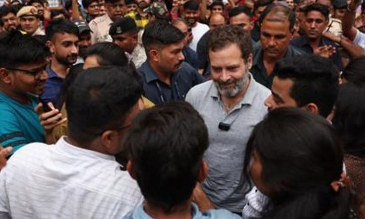 सत्ता के अहंकार में चूर है केंद्र सरकार राहुल का BJP पर वार