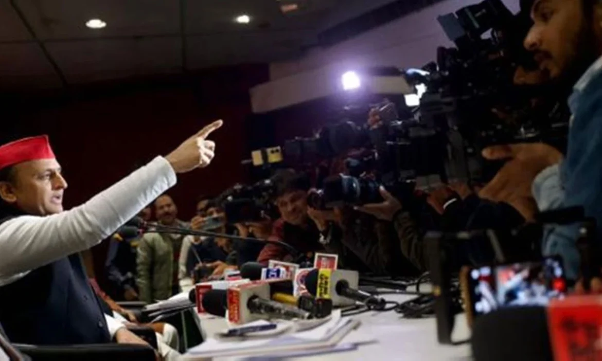 अखिलेश की विधानसभा अध्यक्षों के साथ बैठक, तैयारियों को लेकर अखिलेश अलर्ट