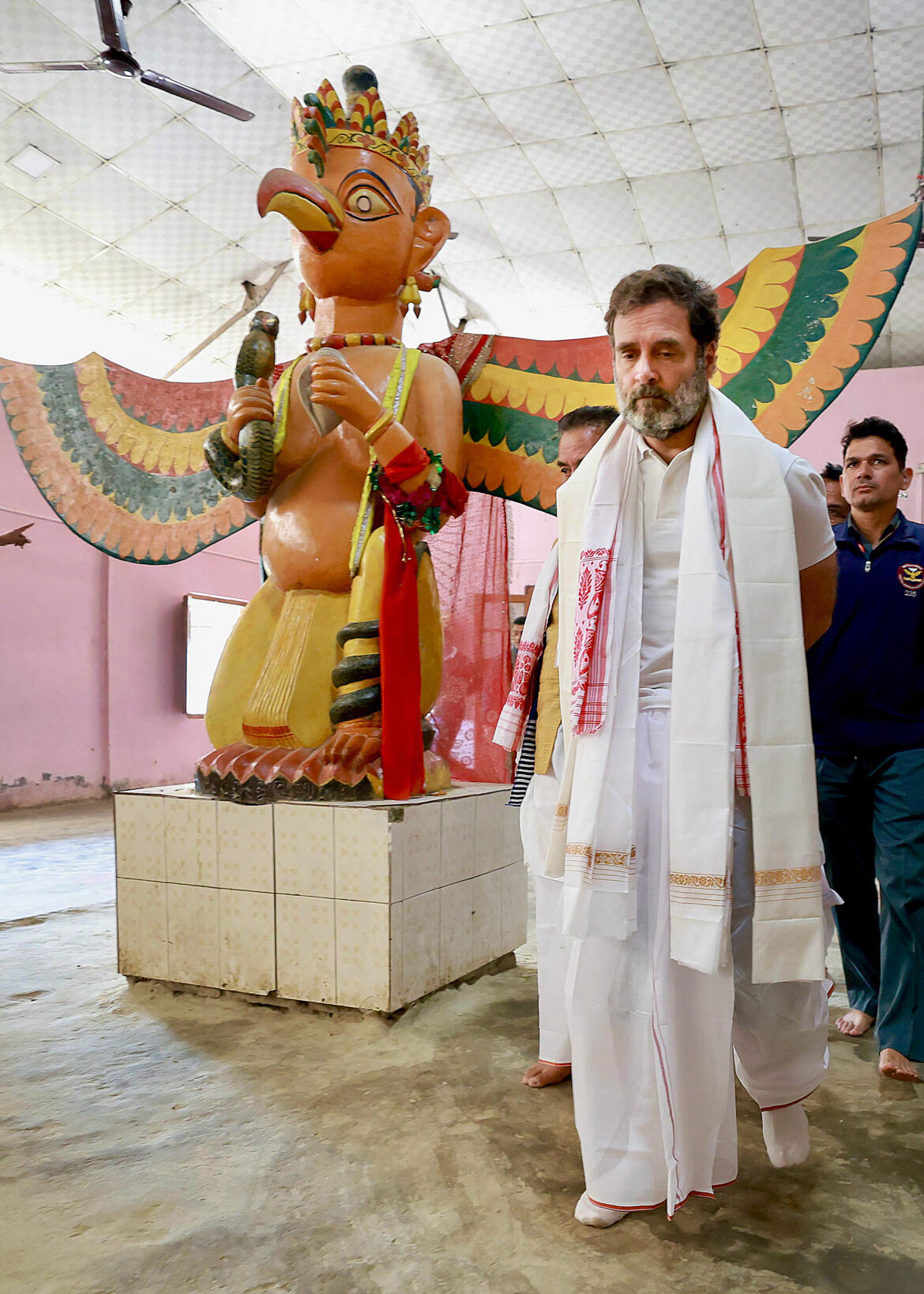 Ban on Rahul Gandhi's temple entry