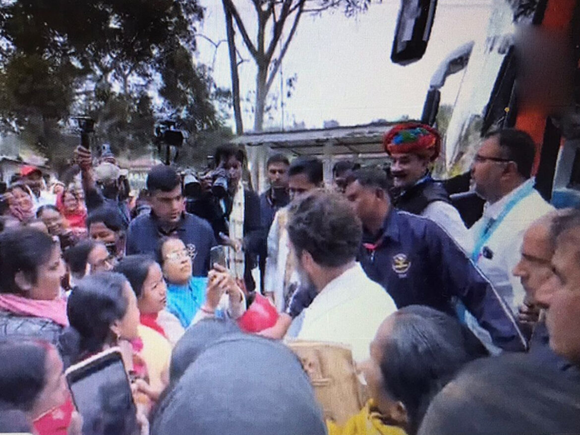 women crazy for rahul