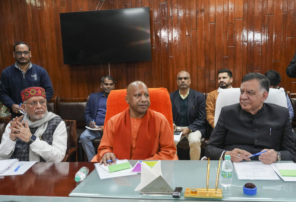 cm yogi green signal on flights