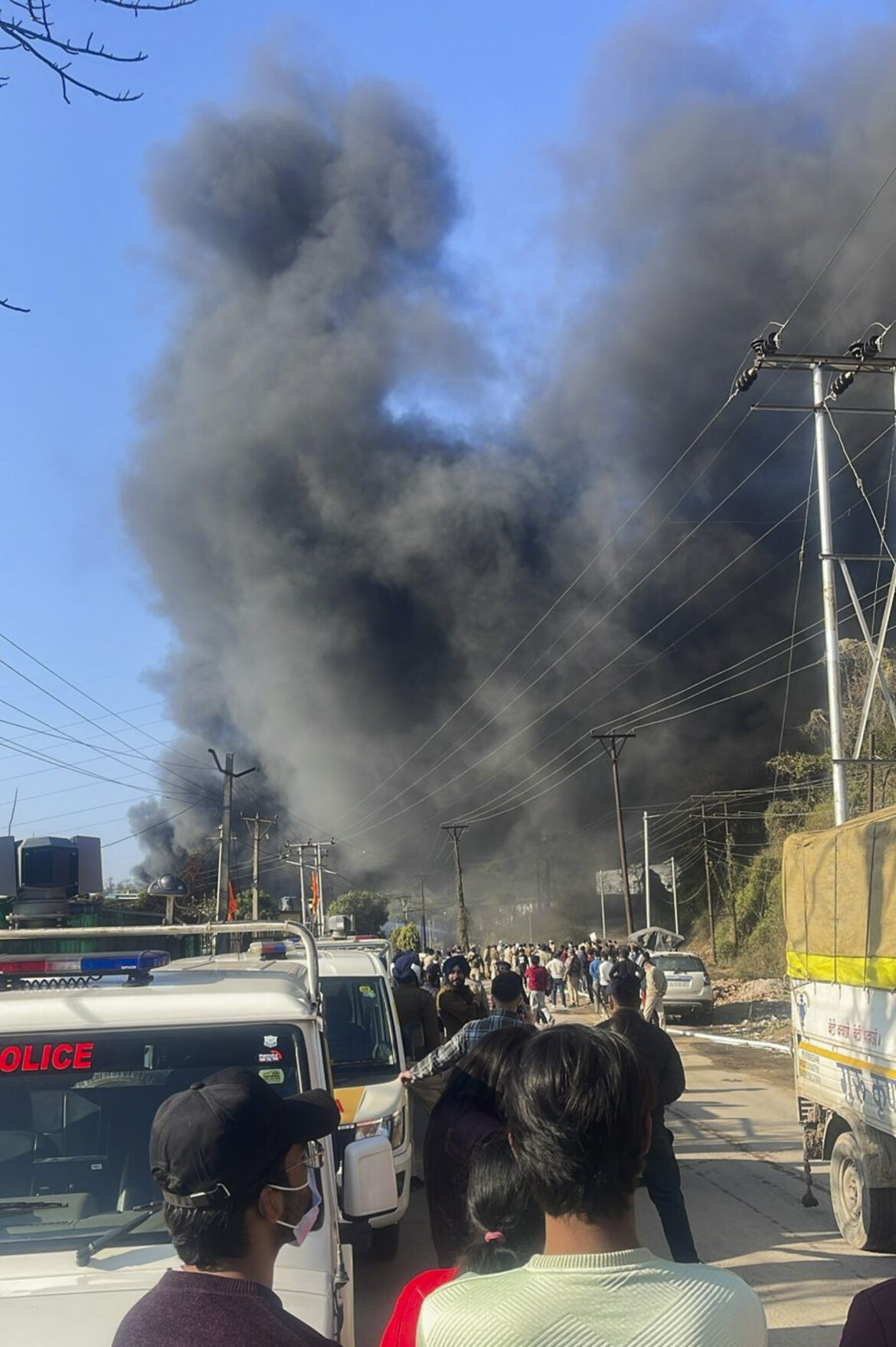 Massive fire breaks out in Himachal