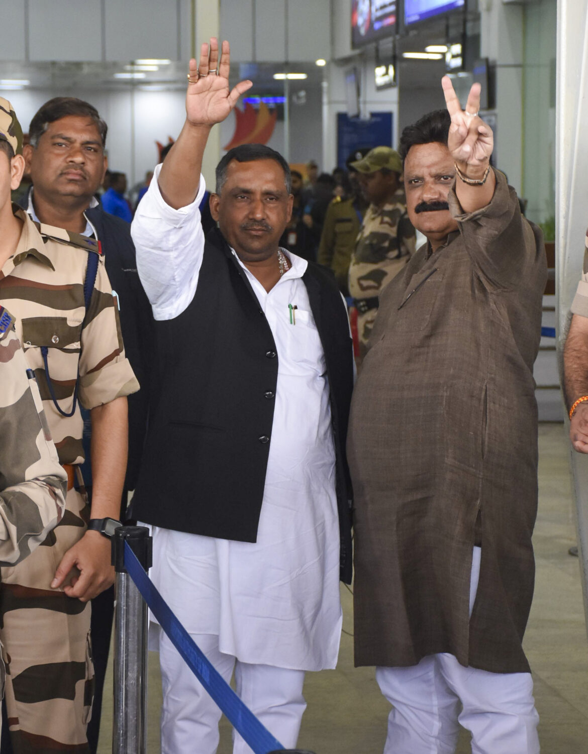 jmm congress mla in hedrabad