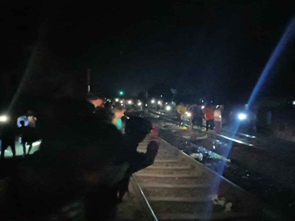 झारखंड में बड़ा रेल हादसा, पीएम ने जताया दुख, कई लोगों के घायल होने की सूचना