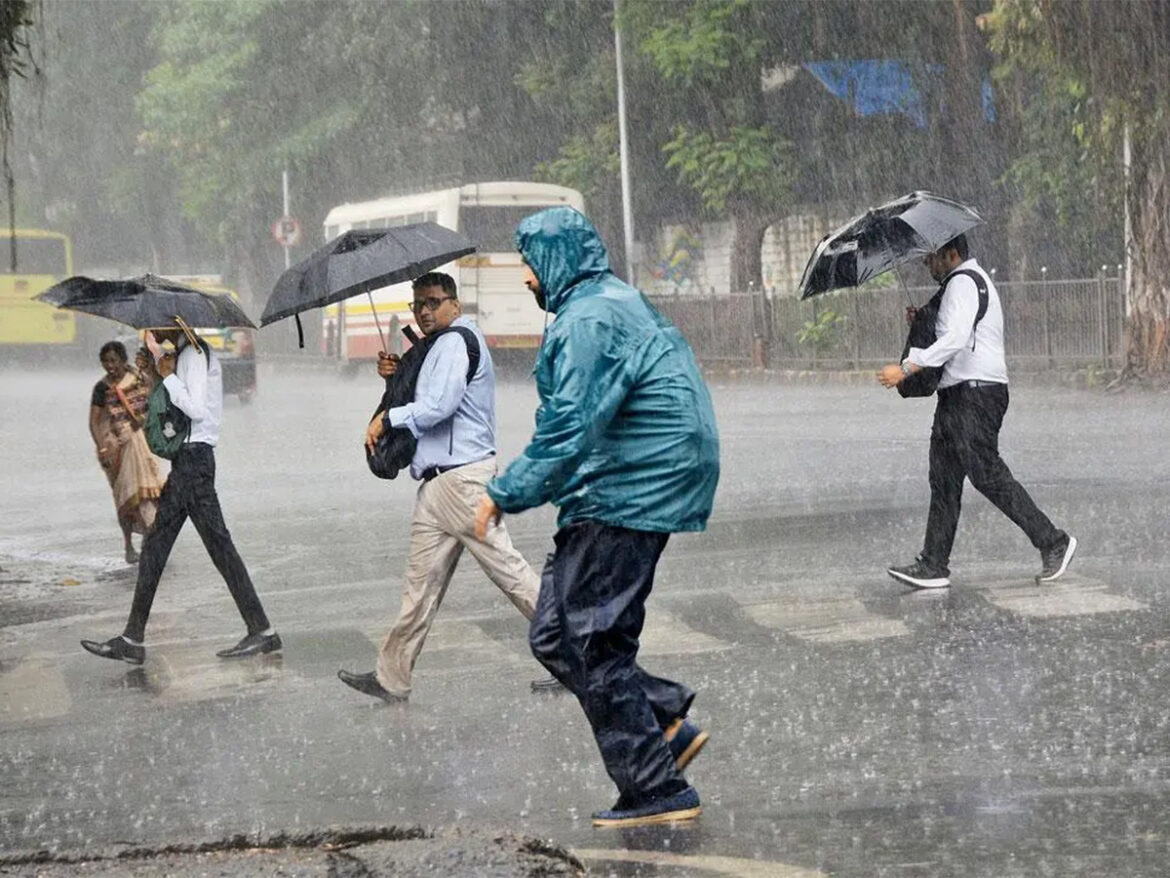 Delhi-NCR, light rain