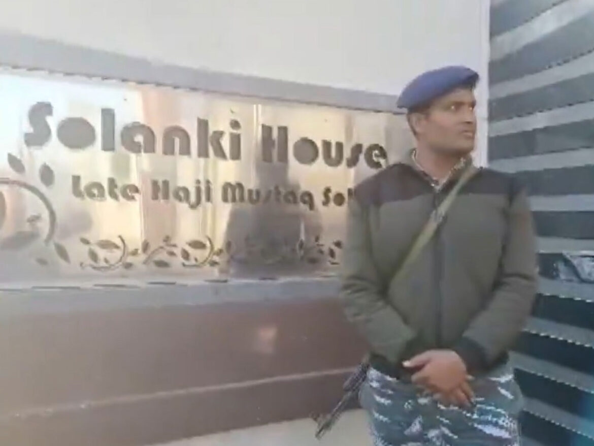 ED reached the house of Irfan Solanki