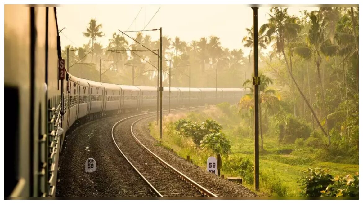 Unique Train Trips: ये हैं भारत के 5 सबसे खूबसूरत ट्रेन मार्ग