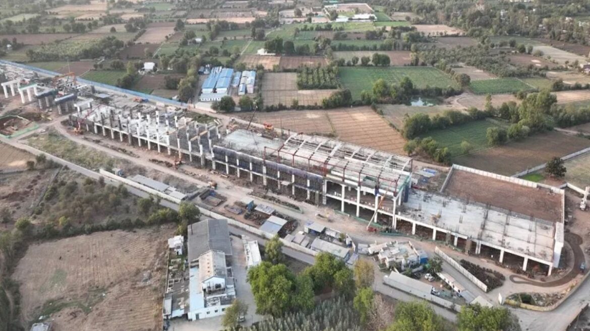 Bullet Train Update: गुजरात के नडियाद में बुलेट ट्रेन प्रोजेक्ट के लिए 100 लंबा स्टील ब्रिज किया गया लॉन्च