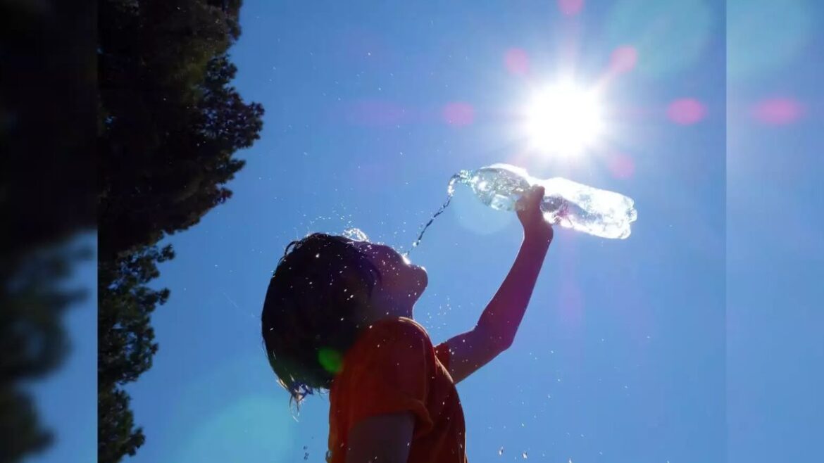 Uttar Pradesh Weather 3 people died severe heat Mahoba