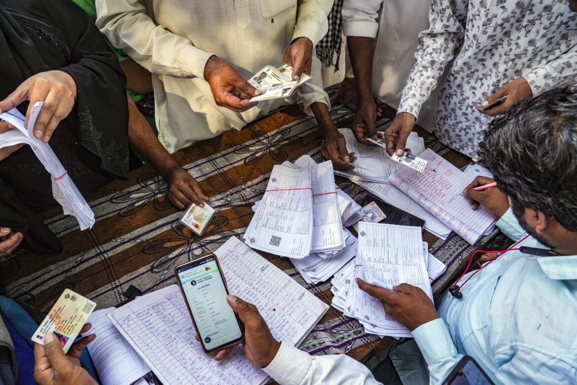 आपका वोट, आपकी ताकत, लोकतंत्र के महापर्व में जनता का योगदान, यहां देखें तस्वीरें