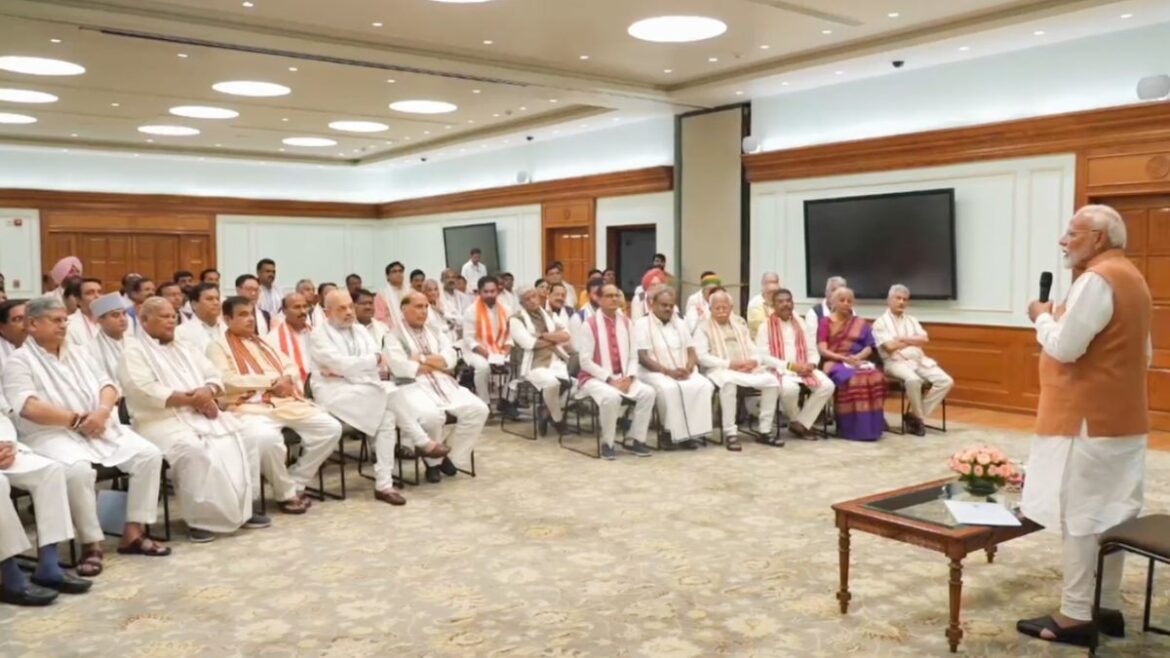 swearing BJP MP discuss over modi tea who get entry cabinet
