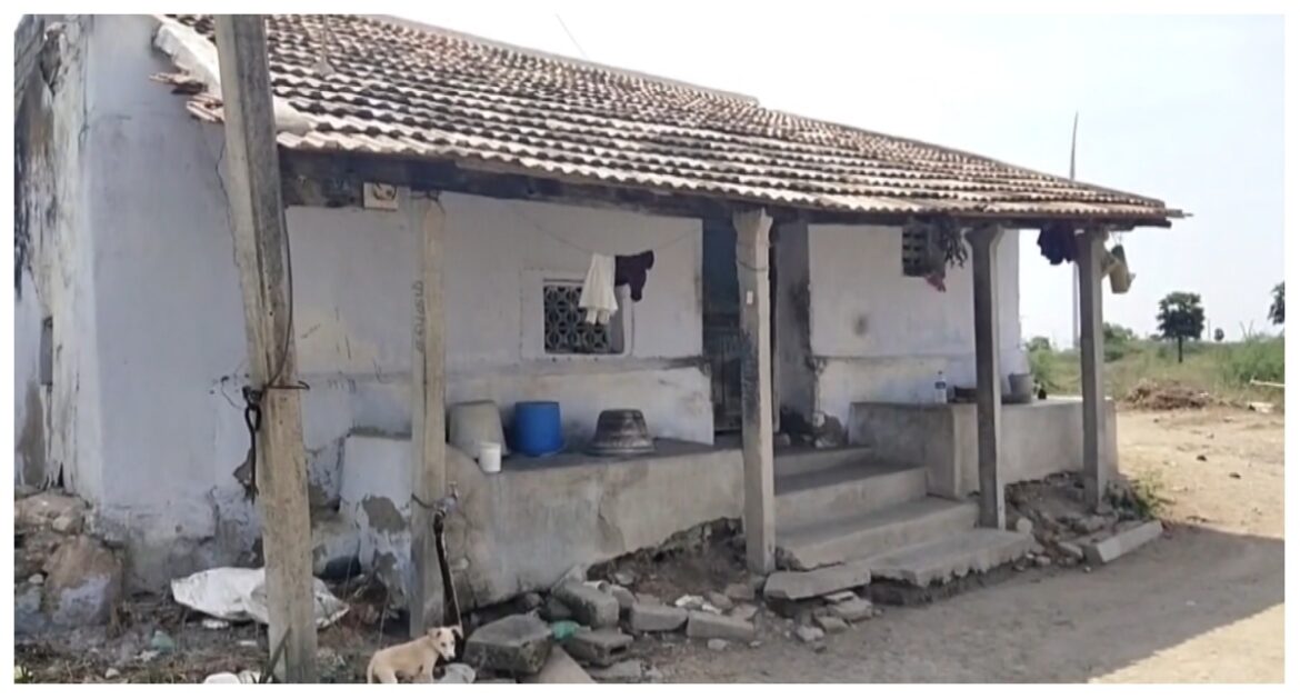 Mysterious Village of India: क्यों मर गया देश का एक पूरा गांव, यहां रहने वाले आखिरी इंसान ने भी दुनिया को कह दिया अलविदा