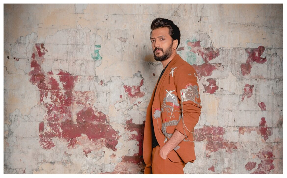 Riteish Deshmukh ने बयां किया एक्टर्स की बढ़ती डिमांड का दर्द, कहा किसी भी फिल्म पर एक्टर की फीस का बोझ