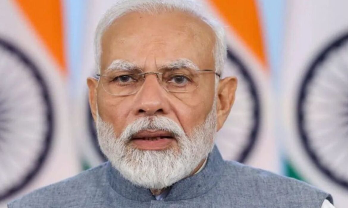 Prime Minister Narendra Modi distributed certificates to 11 lakh new Lakhpati Didi, honored them