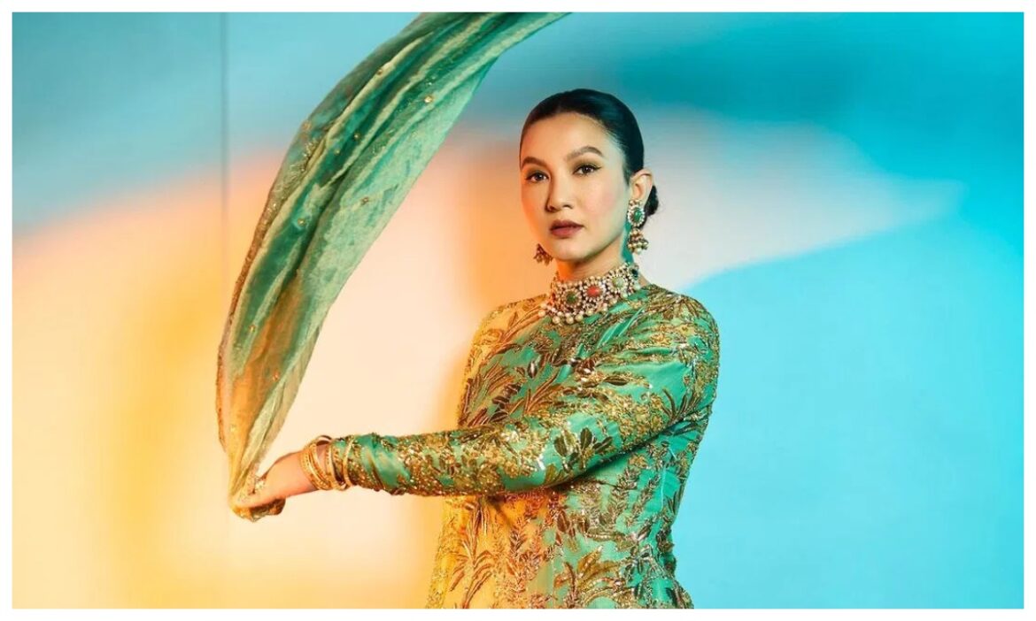 Happy Birthday Gauahar Khan: गौहर खान के जैसे इन शानदार Salwar-Suit को पहनकर लूट लेंगी हर महफिल