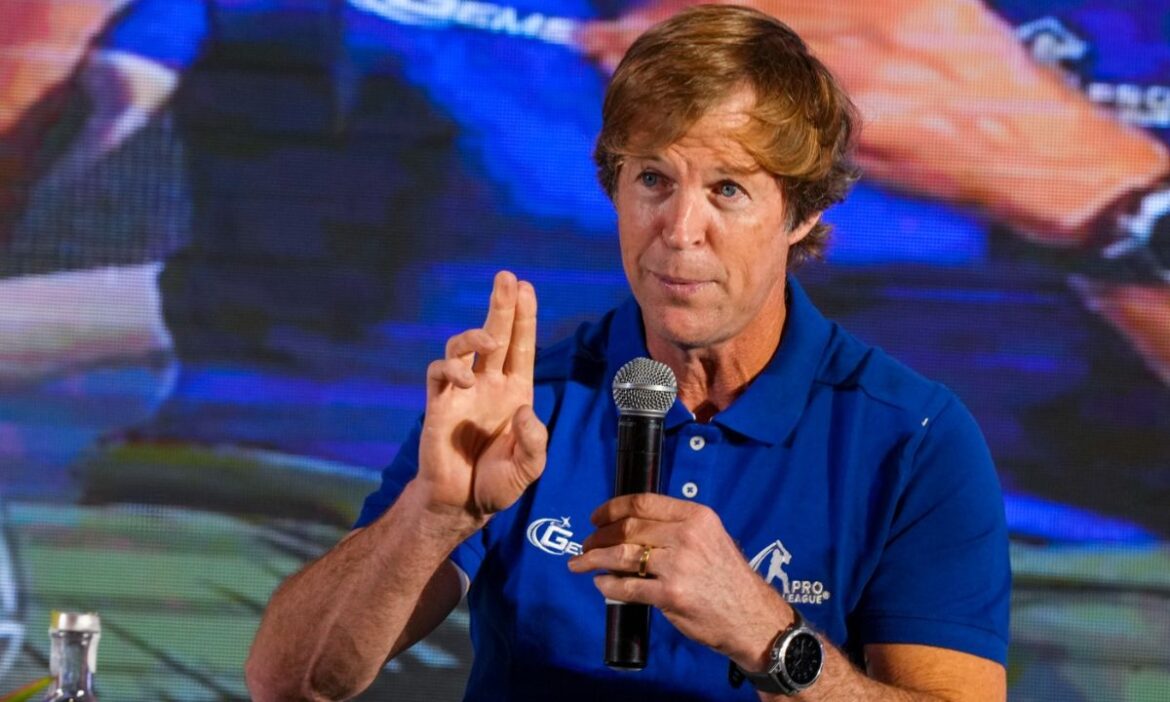 Jonty Rhodes called Ravindra jadeja best fielder world biggest fan Suresh Raina