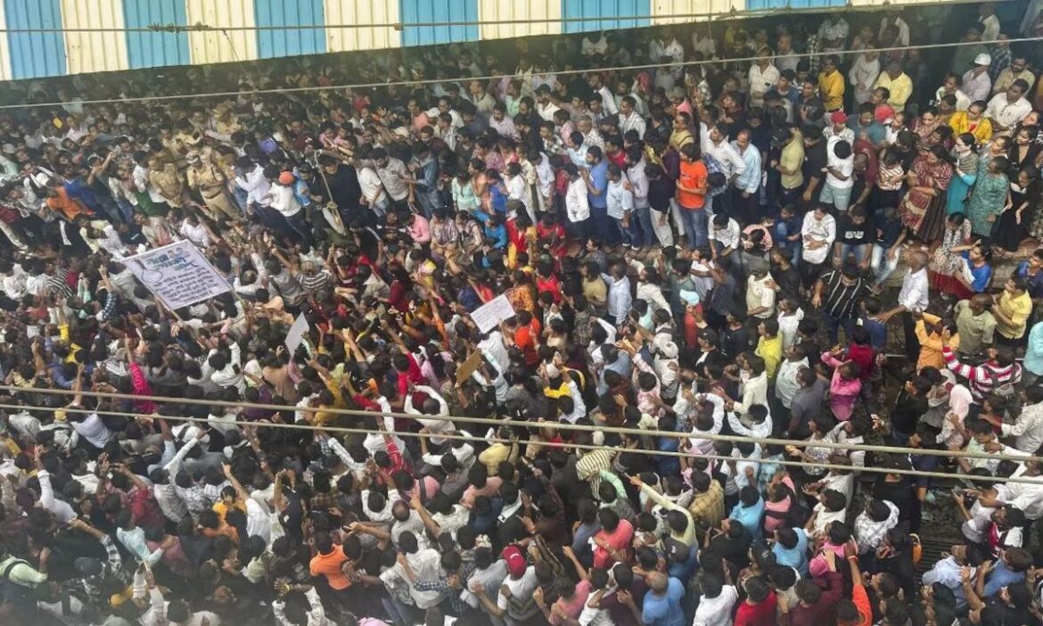 MVA called Maharashtra bandh on 24 August thane two girls allegedly sexually assaulted