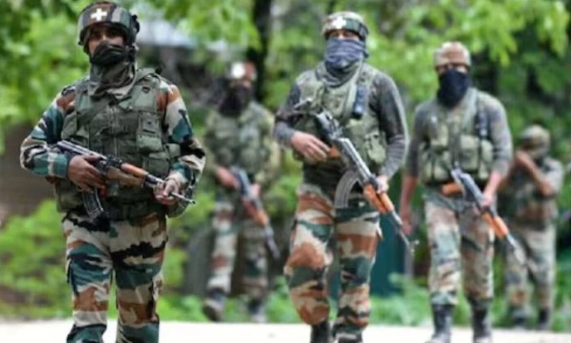 बसंतगढ़ इलाके में सुरक्षा बलों और आतंकियों के बीच मुठभेड़, दो आतंकी हुए ढेर