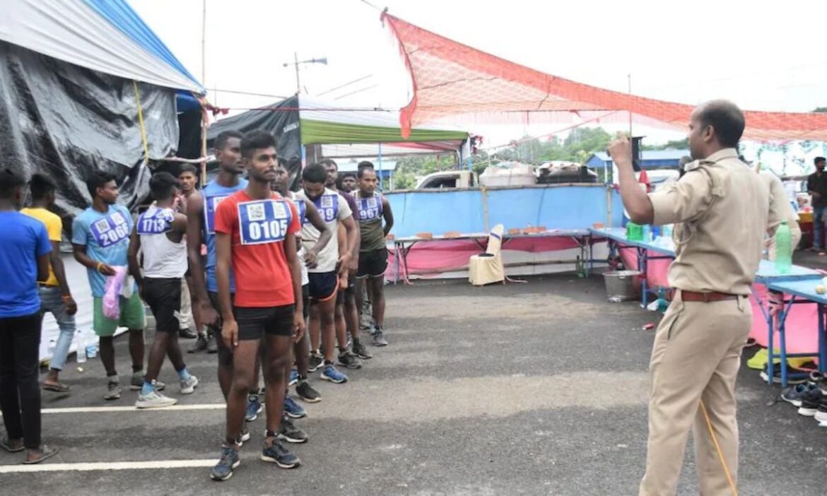 12 candidates died during constable recruitment process in Jharkhand, Health Minister and DGP clashed