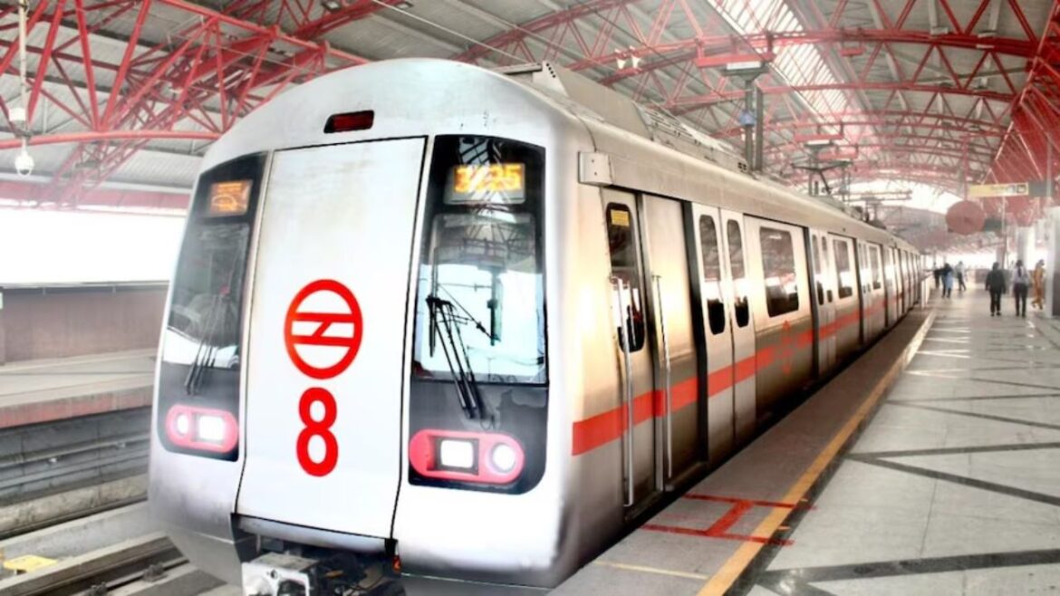 Delhi Metro News: दिल्ली मेट्रो का बदल गया Timing, फटाफट कर लें Note