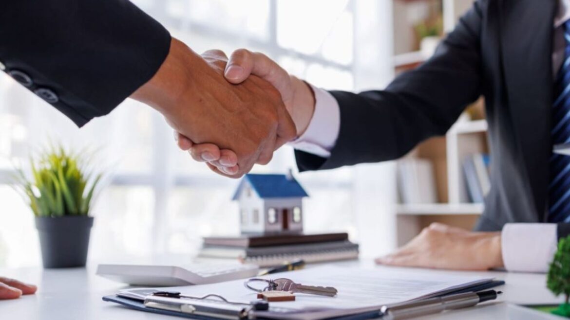 कितनी फायदेमंद है YEIDA Housing Scheme 2024, कब और कैसे कर सकते हैं Registration?