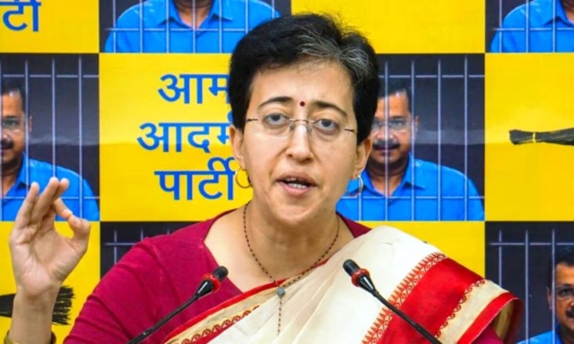 दिल्ली में वायु प्रदूषण को लेकर सीएम आतिशी की हाई लेवल मीटिंग