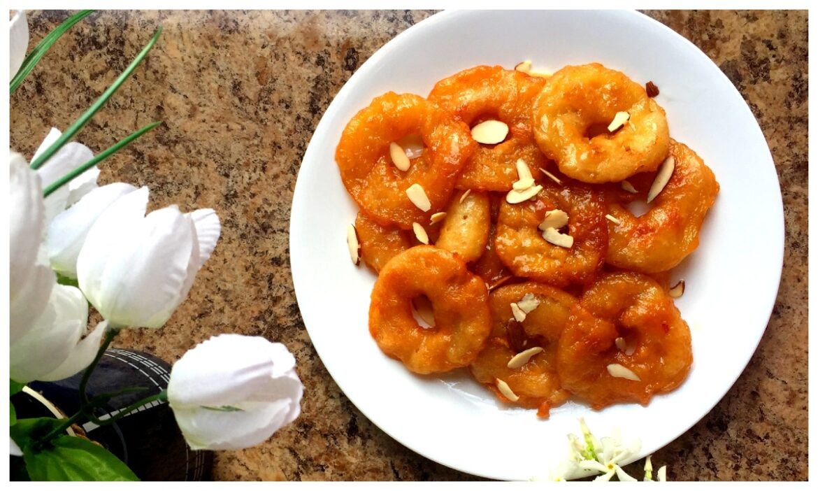 Diwali 2024 पर घर आए मेहमानों को खिलाएं यूनीक सेब की जलेबी, त्योहार का मजा हो जाएगा दोगुना