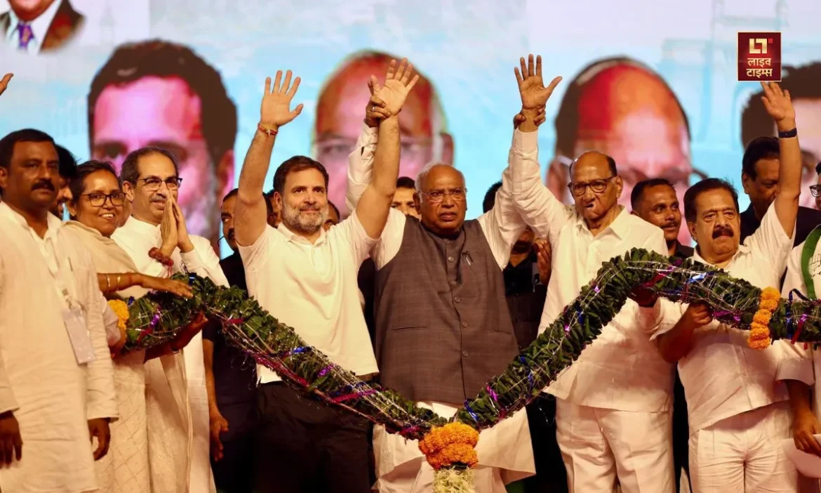 Maharashtra Election 2024 Congress Rahul gandhi announces five guarantees maha vikas aghadi