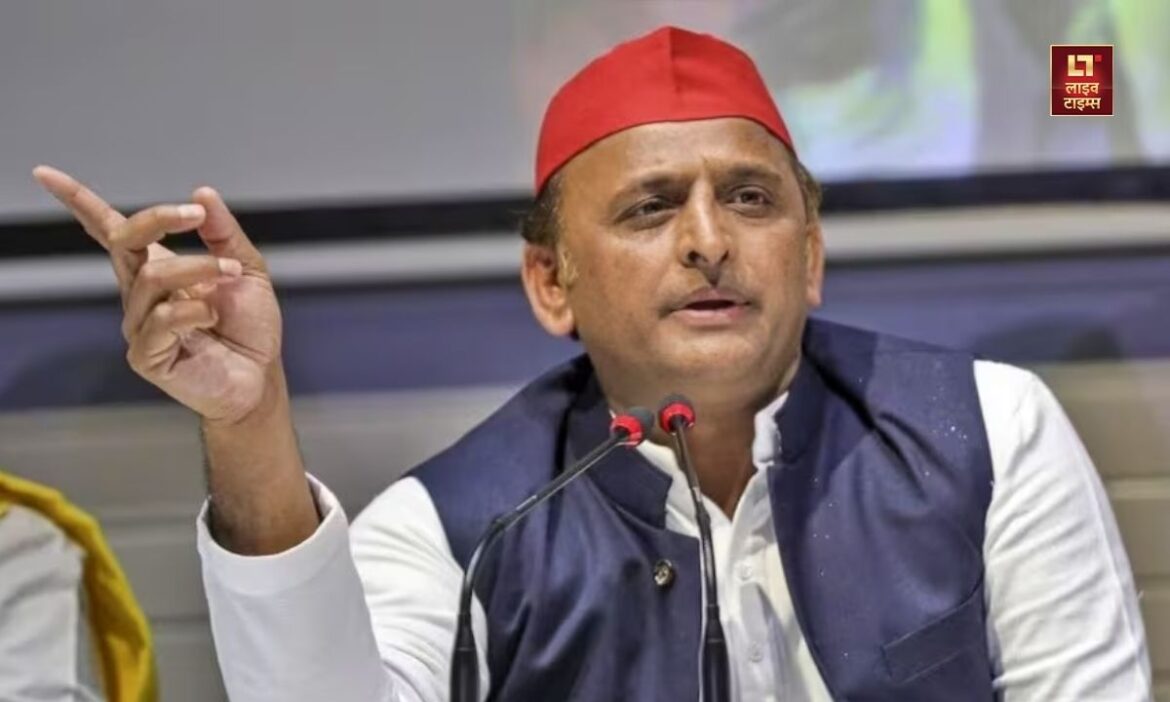 अखिलेश यादव ने वोटिंग में गड़बड़ी का लगाया आरोप, चुनाव आयोग ने लिया एक्शन