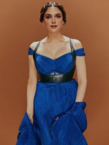 फंक्शन में कॉपी करें Aditi Rao Hydari के ये 8 रॉयल लुक्स