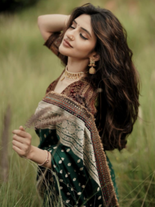 पुष्पा 2 की 'डांसिंग क्वीन' Sreeleela की शानदार साड़ियां