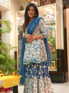 shweta-tiwari-shrara-suit-looks