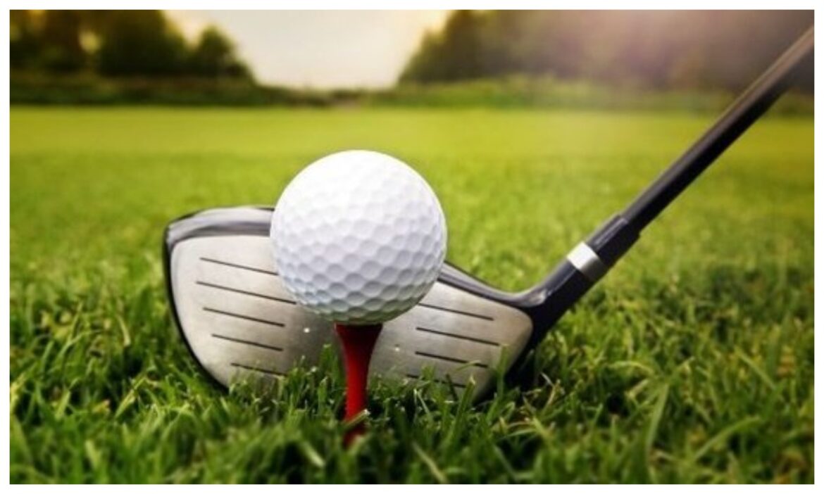 Golf Course: दिल्ली से सटे किस शहर में लोग रात को भी खेल सकेंगे गोल्फ? नोट कर लीजिए Timing