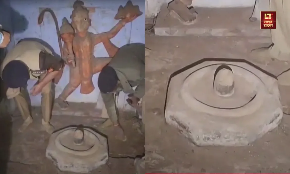 Sambhal Temple 46 years housand year old Jama Masjid violence 1978 riot