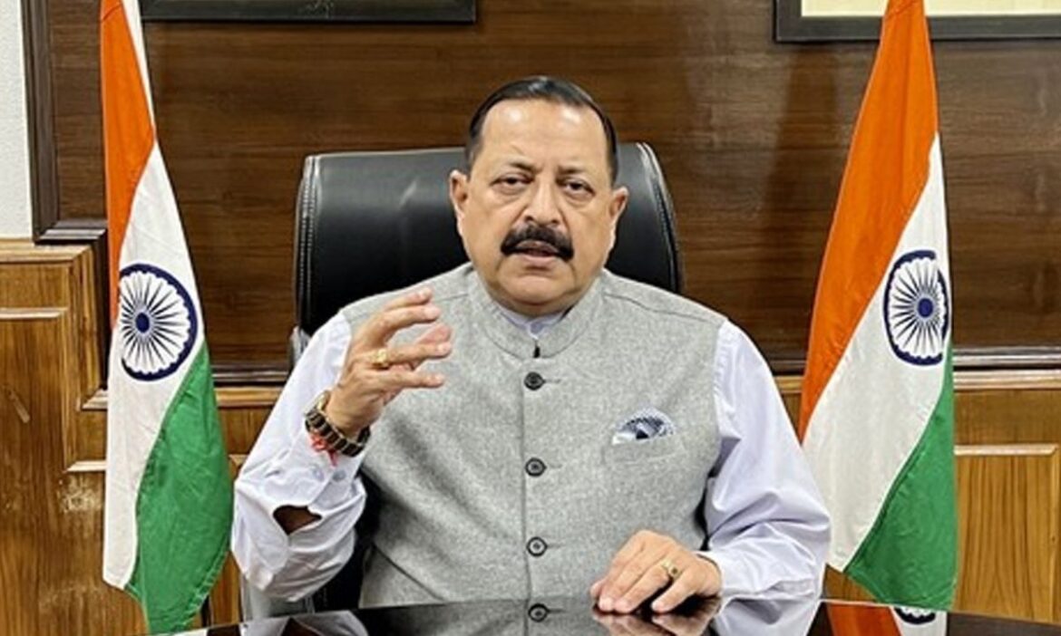 Space News: पिछले 10 सालों के दौरान हुए उपग्रह प्रक्षेपण से भारत ने 260 मिलियन यूरो कमाए हैं. इसको लेकर केंद्रीय विज्ञान और प्रौद्योगिकी राज्यमंत्री डॉ. जितेंद्र सिंह ने बड़ा बयान दिया है.