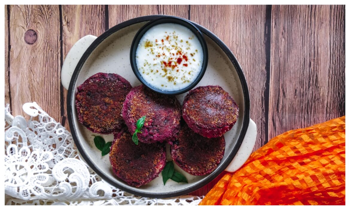 नाश्ते में खाना चाहते हैं कुछ हेल्दी तो ट्राई करें चुकंदर के अप्पे, नोट कर लीजिए रेसिपी