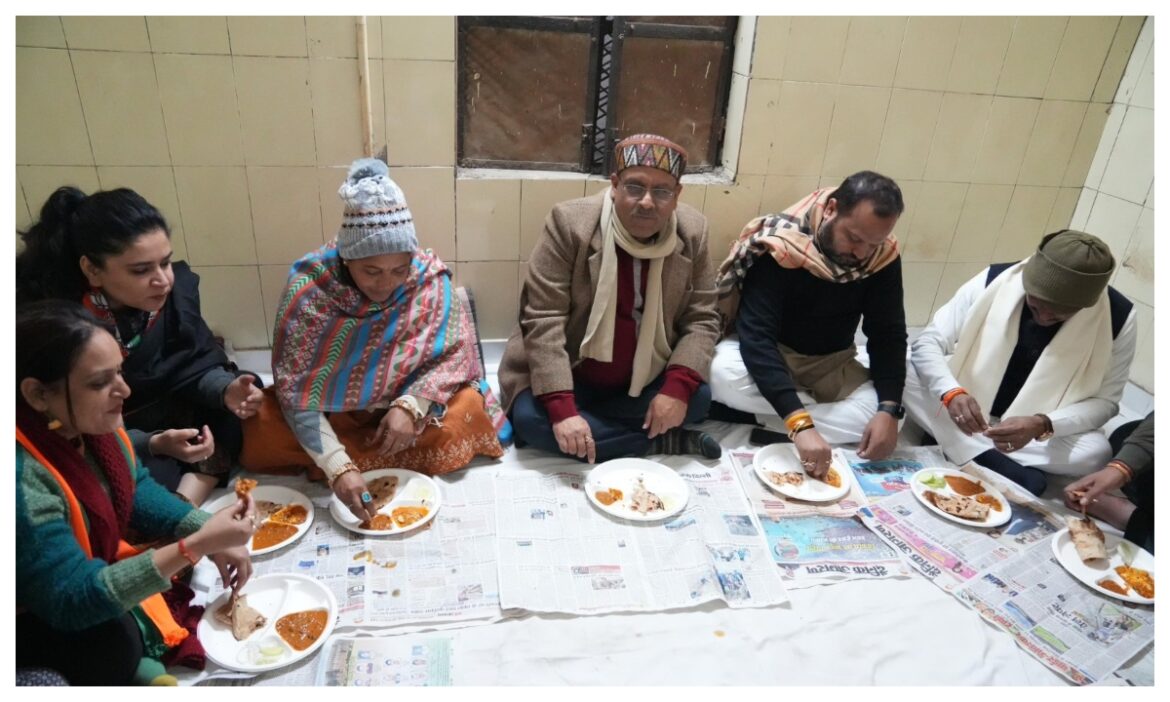 Delhi Chunav 2025 : विधानसभा चुनाव में जीत सुनिश्चित करने के लिए BJP ने चला कौन सा दांव, पढ़िये पूरी स्टोरी