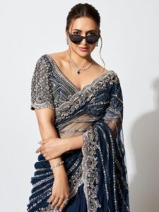 Divyanka Tripathi के साड़ी लुक्स है हर ऑकेजन के लिए परफेक्ट