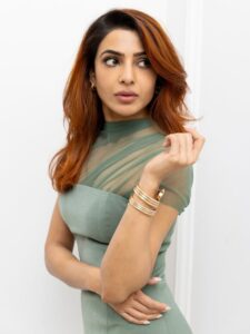 Samantha Ruth Prabhu साड़ी हो या वेस्टर्न ड्रेस दिखती हैं बेहद क्लासी