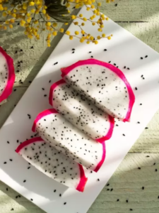 Belly Fat को कम करने वाले 8 लो कैलोरी फ्रूट्स