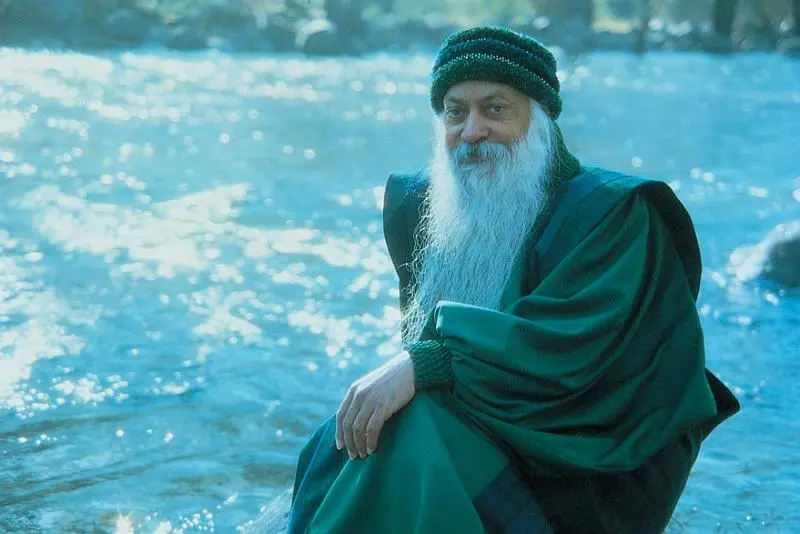 Osho Rajneesh Biography: History, Beliefs and Facts - Live Times