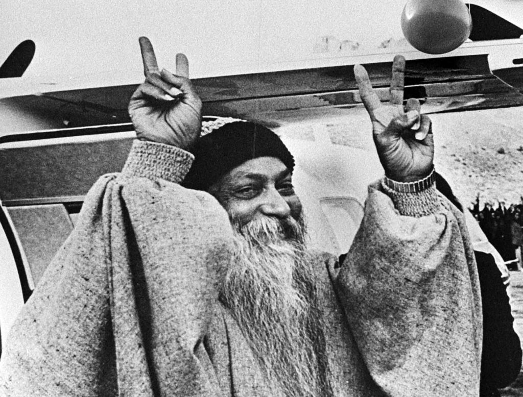 Osho Rajneesh Biography: History, Beliefs and Facts - Live Times
